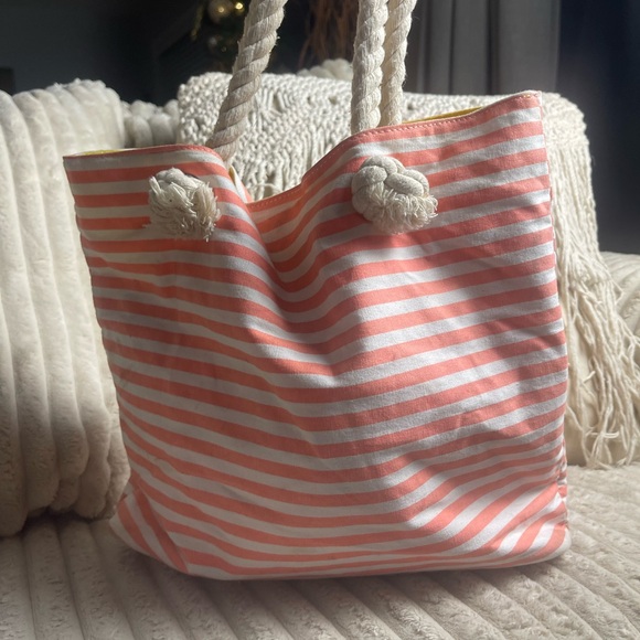 Cat & Jack Pink and Yellow Sunshine Tote - Picture 4 of 6